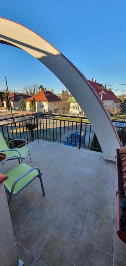 Aqua Oazis Apartman Hajdúszoboszló Exteriör bild